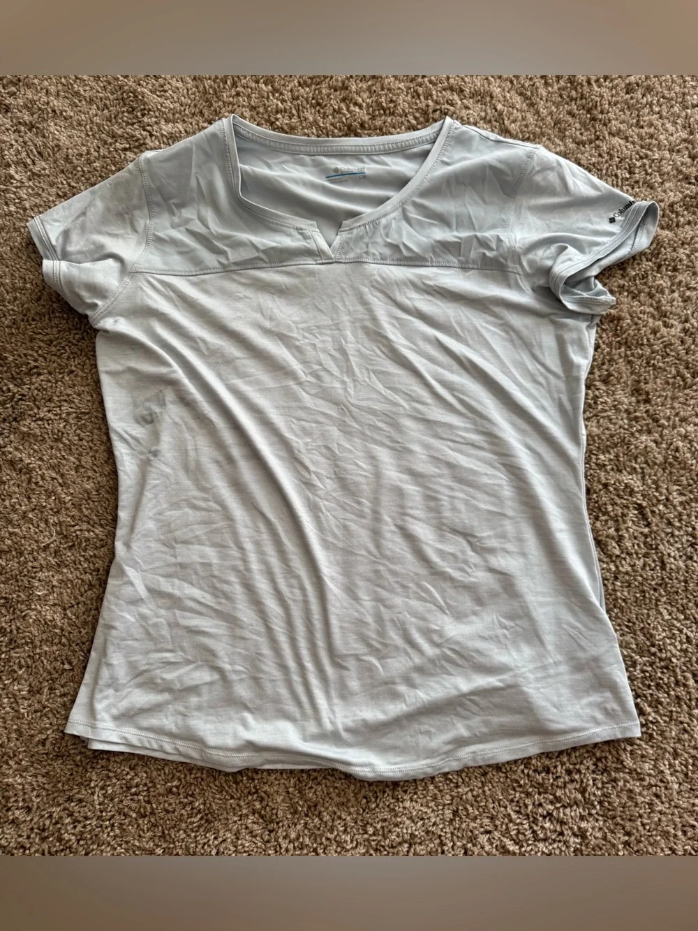 Like New Wore Once Columbia Women’s Lite Blue Color Omni-Wick Shirt Size Large
